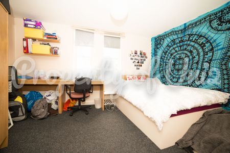 45 Midland Avenue, NG7 2FD, NOTTINGHAM - Photo 5