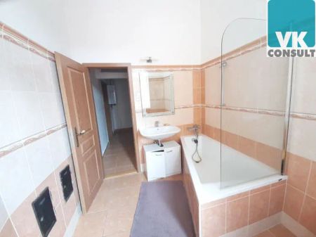 Pronájem - atraktivní prostorný byt 4+kk v centru - Litomyšl - Photo 5