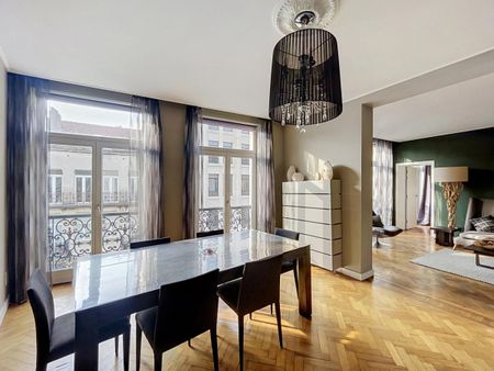 Place de la Bourse : Beautiful furnished 2-bedroom apartment - Photo 5