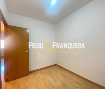 Piso de alquiler en De Borrell, El Coll - Photo 4