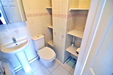 Cheniston Gardens, Kensington, London, W8 - Photo 5