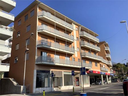 Appartamento In Affitto - Foto 4