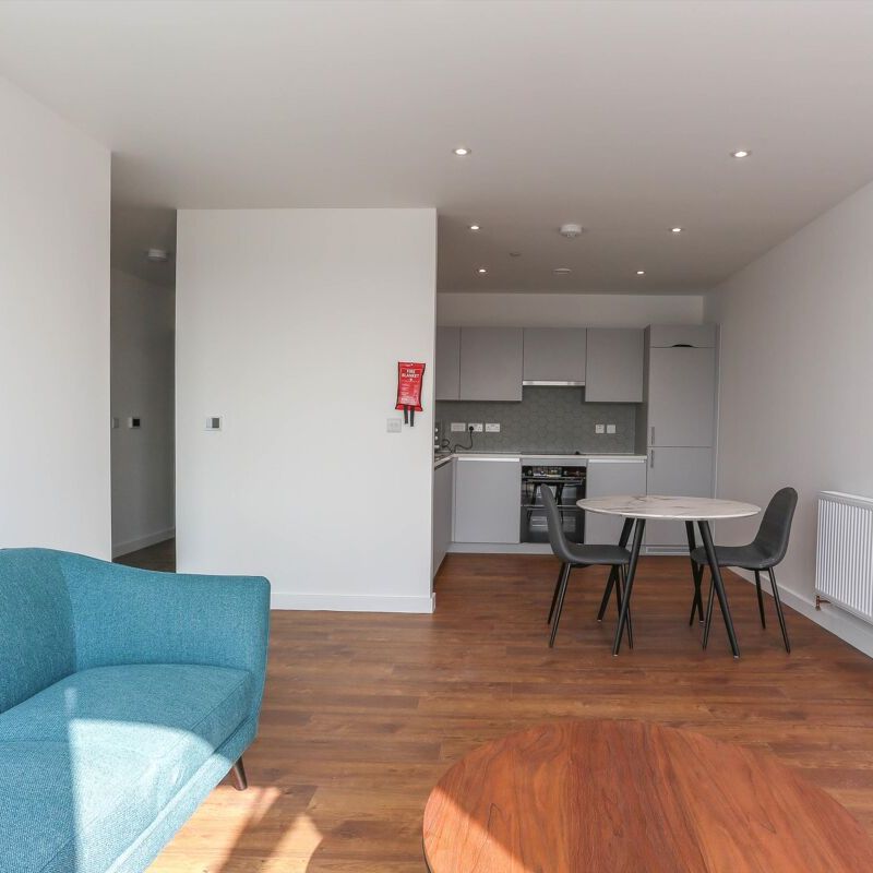 One bedroom apartment with private balcony. - Photo 1