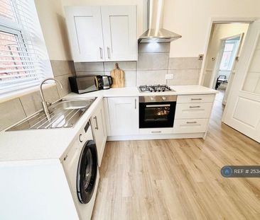 2 bedroom flat to rent - Photo 6