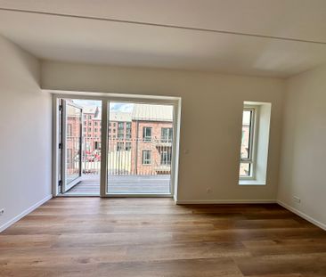 Moderne 4-værelses lejlighed med altan i Nørresundby - Photo 1