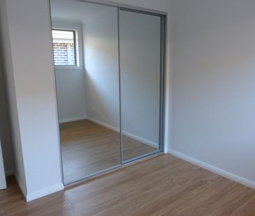 Near New Luxury - Photo 2