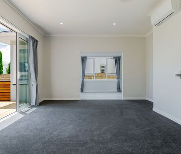 Newly Renovated Home - In the Right location - Photo 3