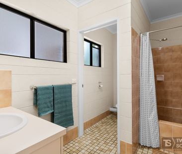 Furnished 2-Bedroom Unit in Tropical Trinity Beach Oasis - Photo 6