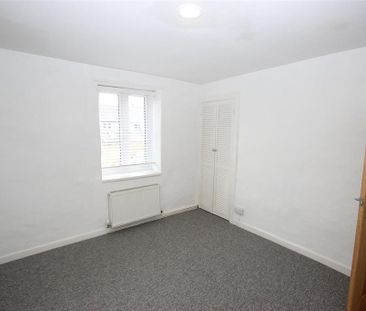 2 bedroom house to rent - Photo 3