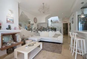 Alquiler de chalet adosado en La Dolores, 9