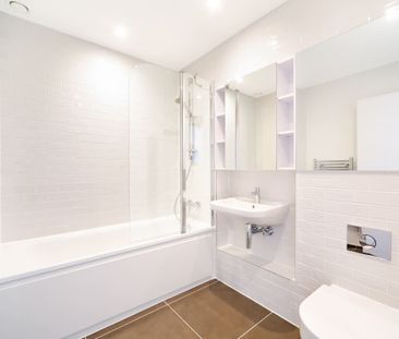 Plumstead Road London SE18 - Photo 6