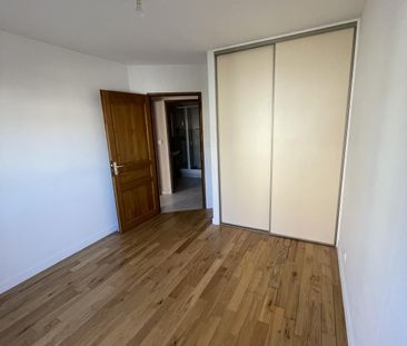 Location Appartement 3 pièces 71m² BEAUNE 21200 - Photo 3