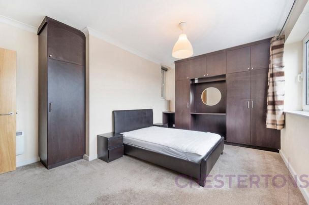 3 bedroom flat to rent - Photo 1