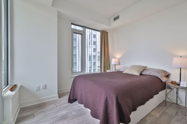 For Lease - 11 Yorkville Avenue Unit# 1205, Toronto, Ontario - Photo 1