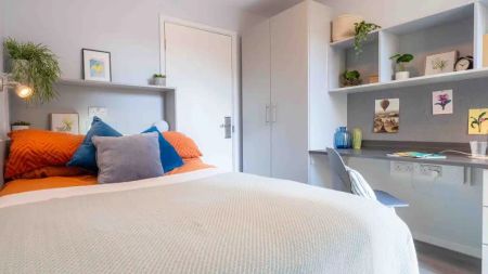 Bronze 2 Bed Apt Premium - Photo 3