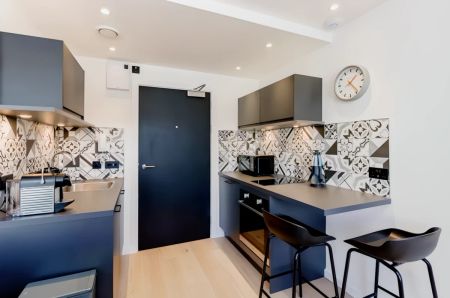 Studio City View - Photo 5