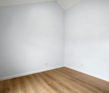 Available NOW -Stylish & Modern Unit with FREE Internet! - Photo 1