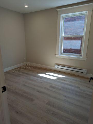 For Lease - 20 Earlscourt Avenue Unit# Upper, Toronto, Ontario - Photo 2