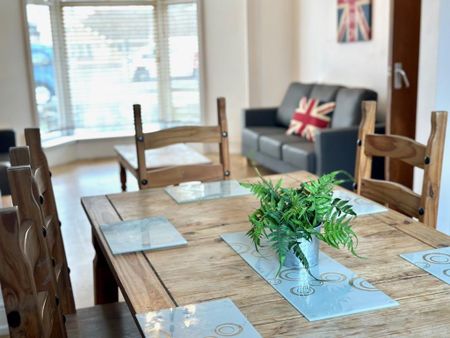 5 bedroom house share to rent - Photo 4