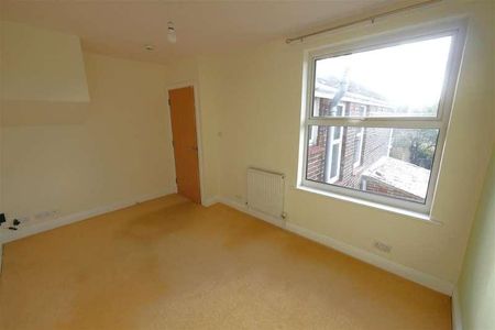 Pavilion Road, Worthing, BN14 - Photo 3