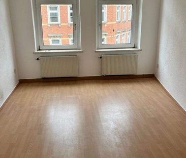 Helle 3-Zimmer-Wohnung mit Kellerabteil in zentraler Lage in Aue - Foto 1