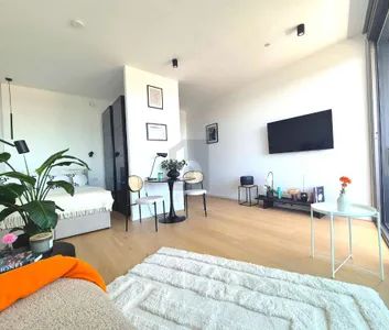 LUXUS TRIFFT LIFESTYLE - SKYLINE & DONAUBLICK INKLUSIVE - Photo 1