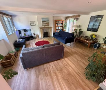 4 bedroom house to rent - Photo 2