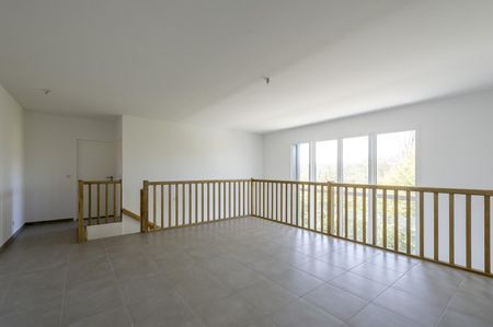 location Appartement T4 DE 132.4m² À SAINT JULIEN EN GENEVOIS - Photo 3