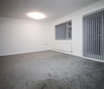 3 bedroom detached house to rent - Photo 3