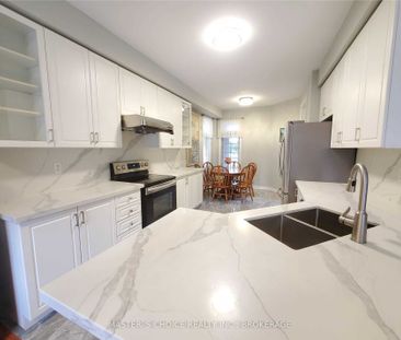 For Lease - 24 Golden Oak Avenue, Richmond Hill, Ontario - Photo 2