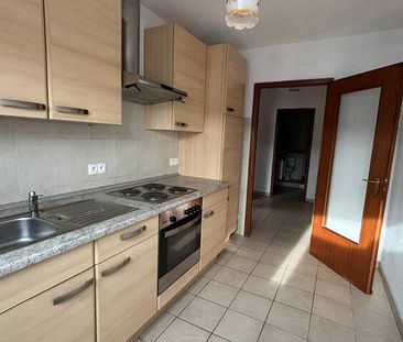 FORBACH F2 CENTRE VILLE DANS RESIDENCE AVEC ASCENSEUR - Photo 3