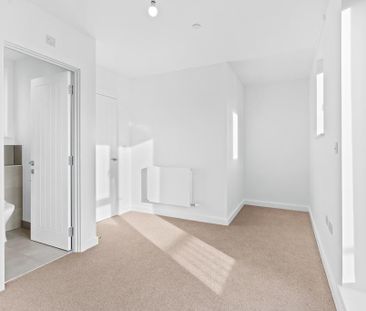 3 bedroom terraced house to rent - Photo 6
