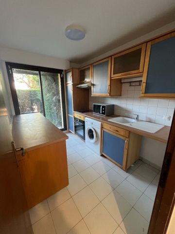 Location Appartement 1 pièce 45m² - Photo 4