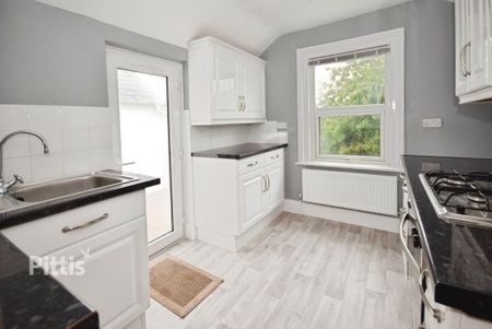 2 bedroom apartment to rent - Photo 4