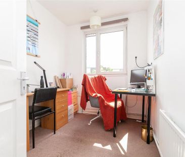 4 bedroom maisonette to rent - Photo 4