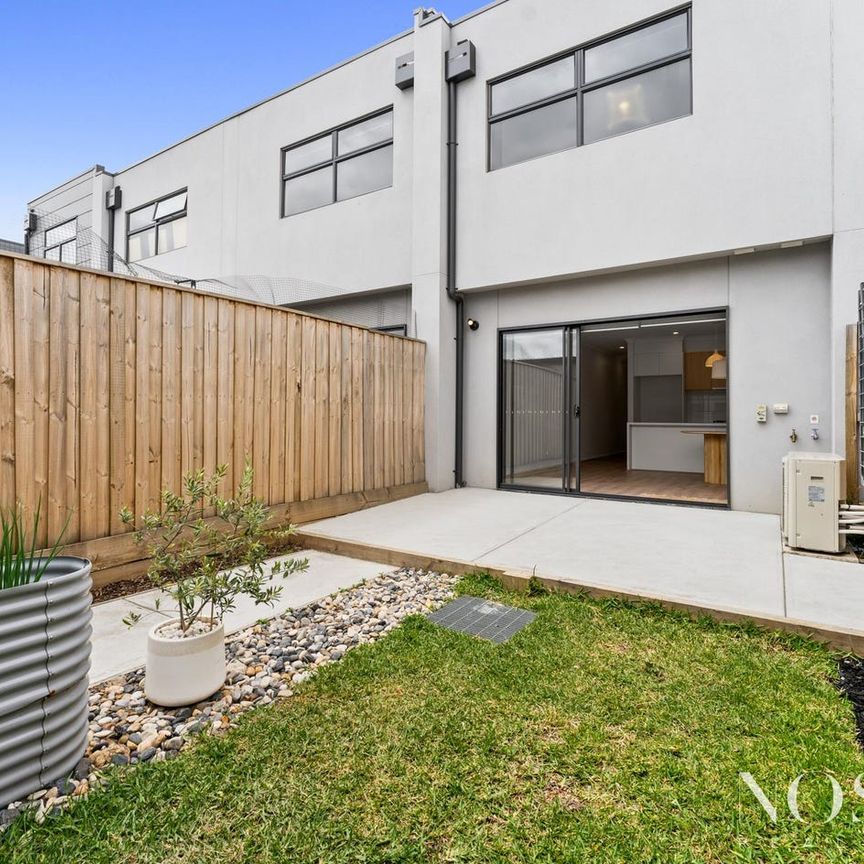 Superior Space & Modern living in a Prime Location ! - Photo 1