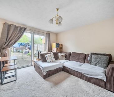 2 bedroom terraced house to rent - Photo 3