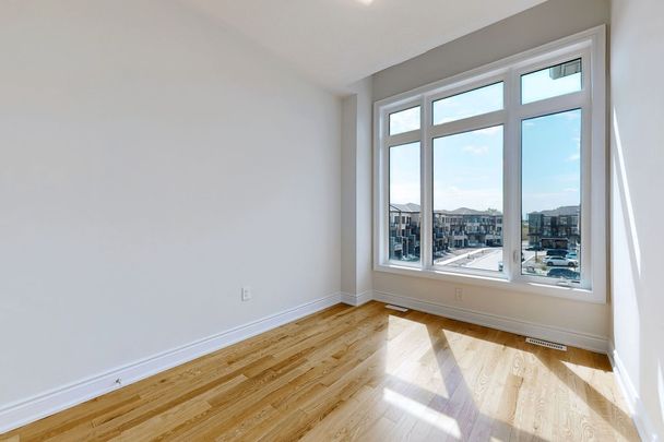 For Lease - 169 Tennant Circle, Vaughan, Ontario - Photo 1