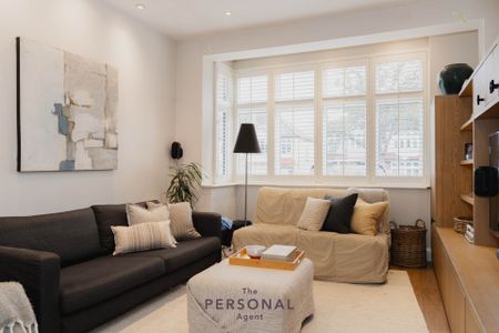 Stoneleigh Avenue, Worcester Park - Photo 2