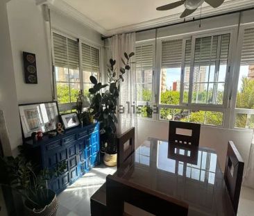 Alquiler de piso en Plaza Apolo, 1 - Photo 3