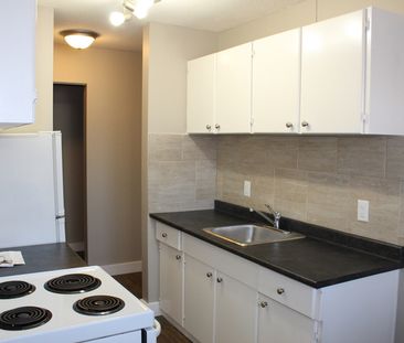 McCam 4 Apartments | 10235 123 Street NW, Edmonton - Photo 1