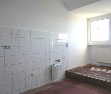 Renovierte und frisch gestrichene 2-Zimmer-Dachgeschosswohnung in L... - Foto 2
