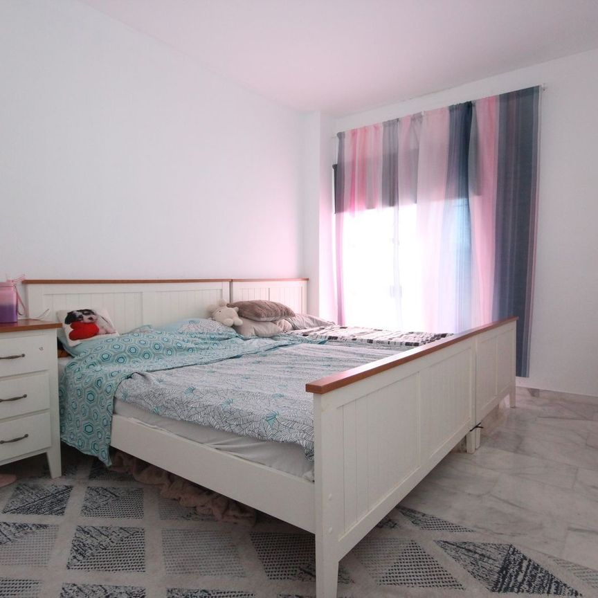 Piso de alquiler en Calle Tramo de Unión, 5, Reserva de Marbella - Photo 1