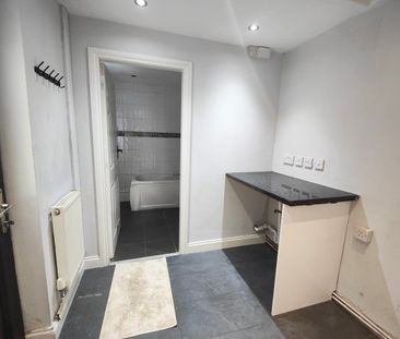 Rugeley Road, Chase Terrace, WS7, Property for rent - Photo 2