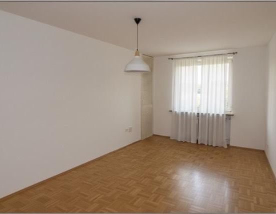 Untervermietung für einen Monat: Renovierte 1-Zimmer-Wohnung - Photo 1