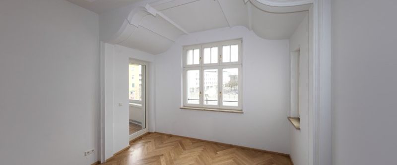 Hochwertig sanierte 4-Zimmer-Wohnung mit 2 Balkonen ! - Photo 1