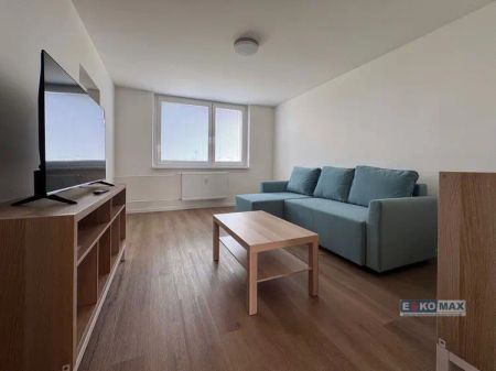 Pronájem bytu 2+1 se šatnou a balkonem – centrum Břeclavi, ul. Slovácká - Photo 5