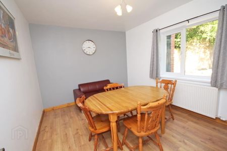 4 Ava Crescent, Ormeau/Stranmillis, Belfast, BT7 3DU - Photo 3