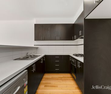 3/180 Woods Street, Newport VIC 3015 - Townhouse For Rent | Domain - Photo 5