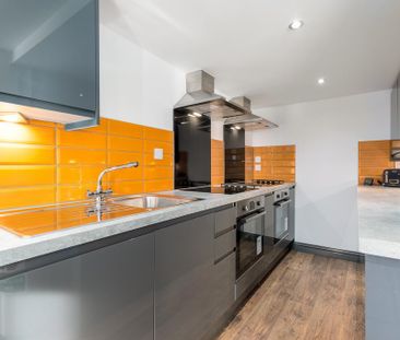 1 bedroom in a house share to rent - Photo 2